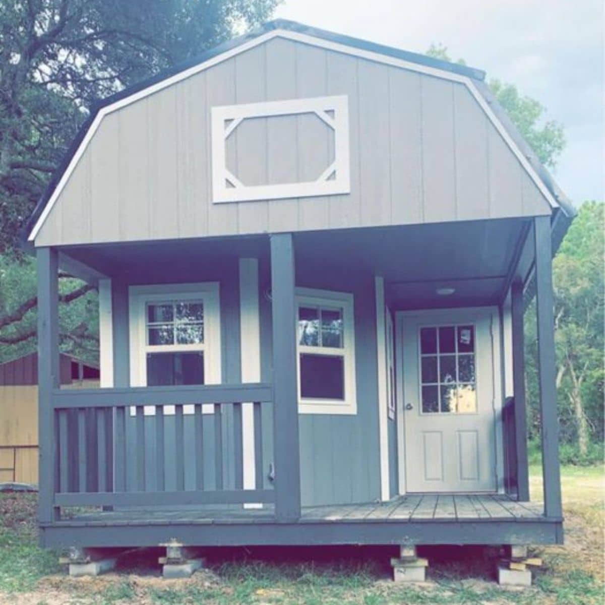 32' Spacious Tiny Barn Cabin is Super Affordable - Tiny Houses