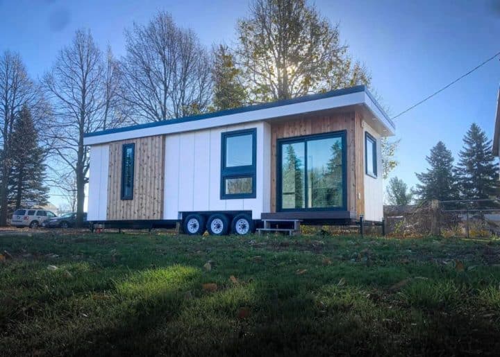 32 Tiny Home In Ontario Has Stunning Features Upgrades  2 720x515 